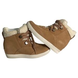 Sorel Women's Out N About Cozy Wedge Waterproof Boots size 8.5